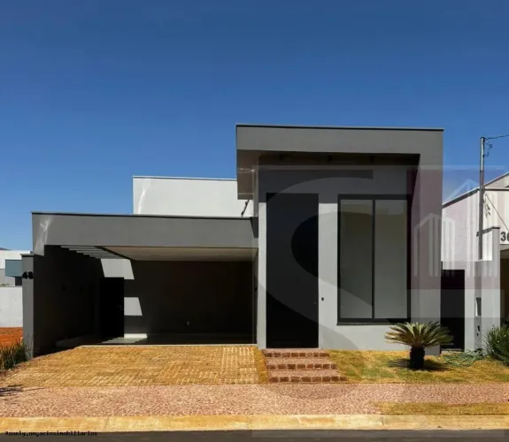 Casa para Venda em Uberlândia, Novo Mundo, 3 dormitórios, 3 suítes, 3 banheiros, 2 vagas
