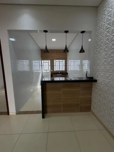 Br29- Casa a venda em Santa Barbara (Centro)
