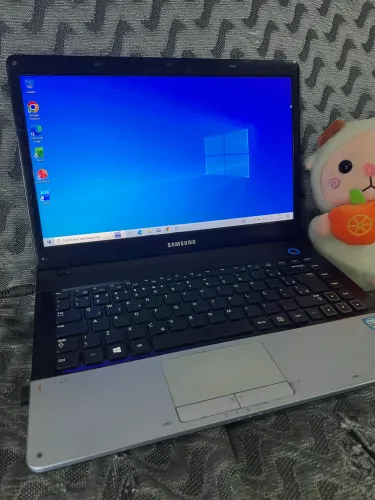 Notebook Samsung Core i5 + 6GB 