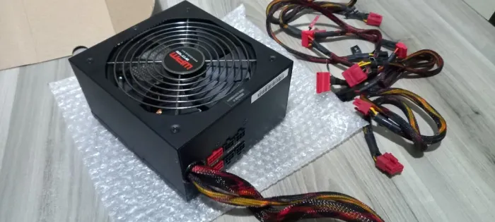 Fonte ATX Gamer RTX 750W Modular 80 Plus Bronze Barbada