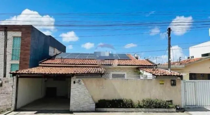 CASA A VENDA NO SÃO JORGE - ENTREGA IMEDIATA
