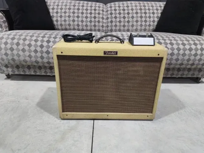 Vendo amplificador Fender Blues Deluxe Reissue