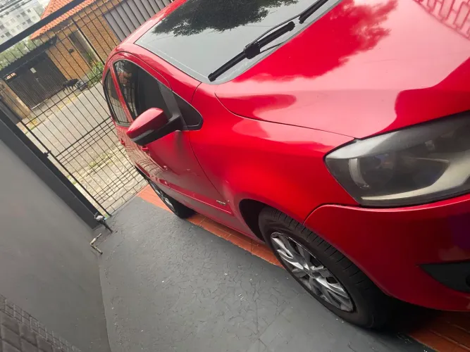 Volkswagen Fox 1.0 MI Total Flex 8V 5P 2011