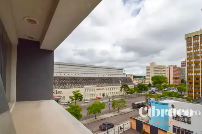Conjunto Comercial à venda no Centro Cívico com 61,01 m² - Edifício Centro Cívico
