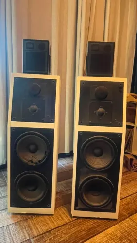 Caixas acústicas Lx 4000 LANDO