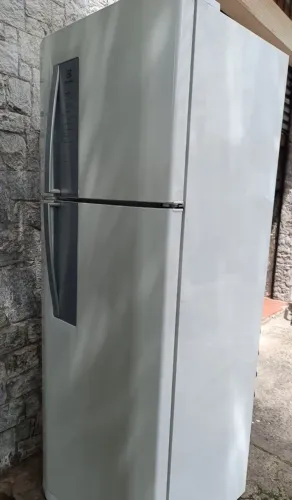 Geladeira Duplex Frost Free Electrolux 520 Litros Perfeita