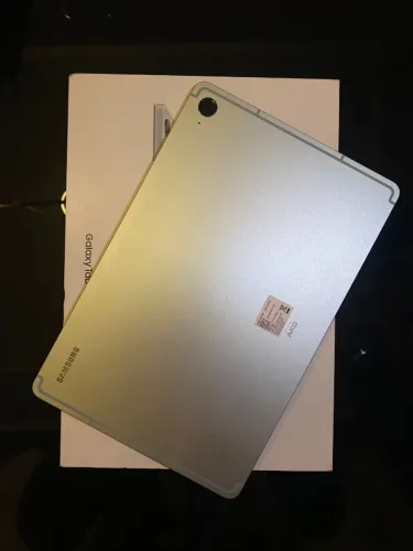 VENDO TABLET SAMSUNG GALAXY TAB S9 FE