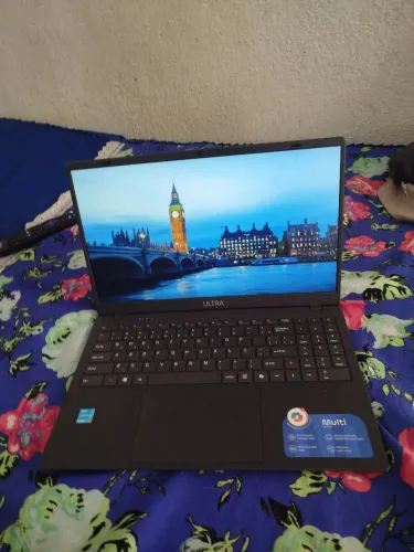 Notebook multi 110 GB de memória apenas 2 meses de uso na garantia ainda