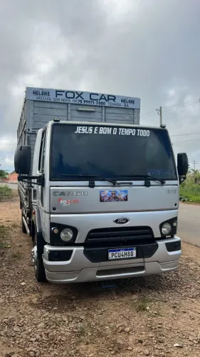 Ford Cargo 816 2016/2017 Diesel - Carroceria Grade Alta, Direção Hidráulica