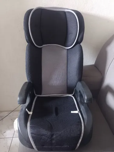 Cadeira cor preta infantil para carro 15 - 36 kg 
