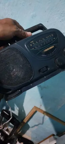 Rádio antigo am e FM precisa trocar transformador o dele queimou.