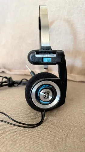 Fone de ouvido Porta Pro