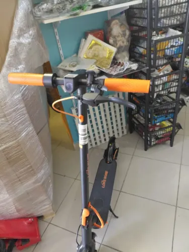 Patinete Elétrico Premium - 30km de Autonomia e Suporta Até 120kg!