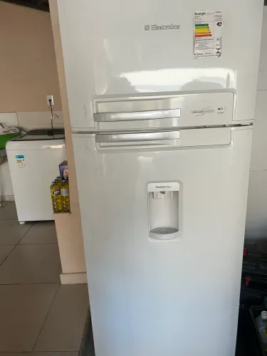 Geladeira eletrolux