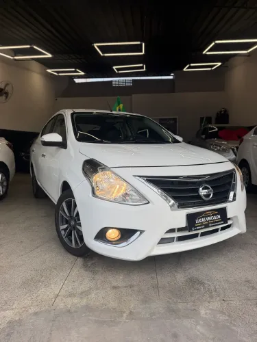 Nissan Versa SV 1.6 16V Flexstart 4P Aut. 2017