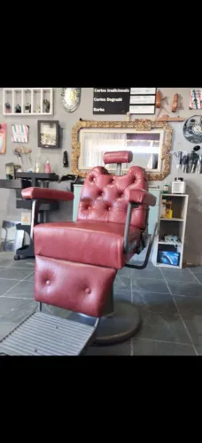Cadeira de barbeiro ferrante antiga