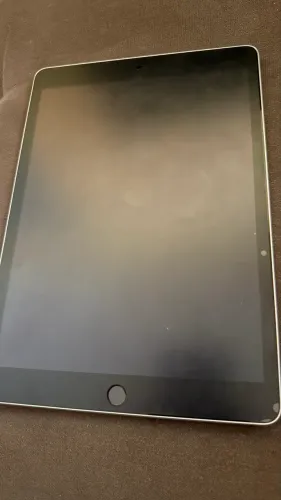 iPad 9 256GB semi Novo 
