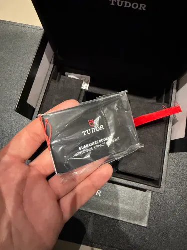 Tudor pélagos Super