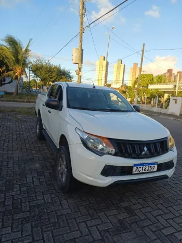 Mitsubishi L200 Triton Sport GLS 2.4 CD Diesel Aut. 2021