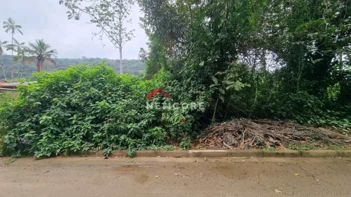 Lote em condomínio em Rua Um - Verde Mar - Caraguatatuba/SP