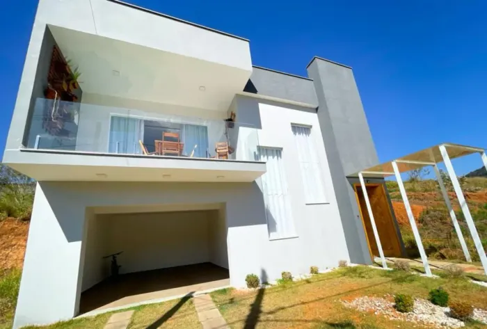Linda Casa a Venda no Residencial Portal Colonial