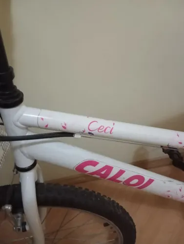 Bicicleta Caloi Ceci 21 marchas