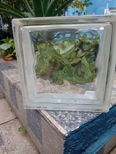 Tijolo de vidro 19x19 usado