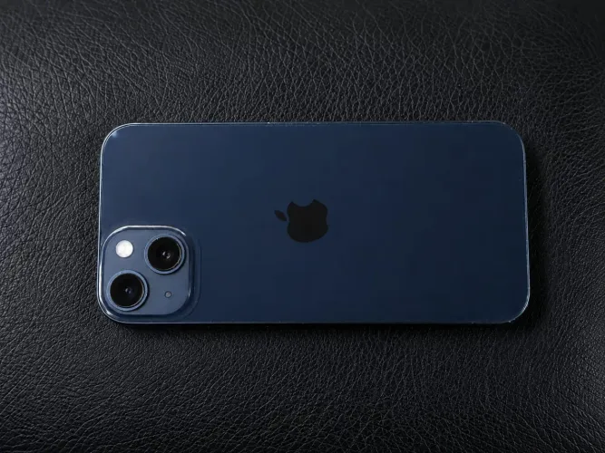 iPhone 14 para retirada de peças (tela intacta) ENTREGO
