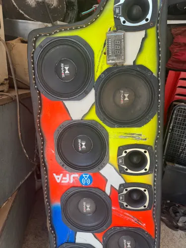 Vendo três pares de auto falantes snake?vendo tmb separadamente 