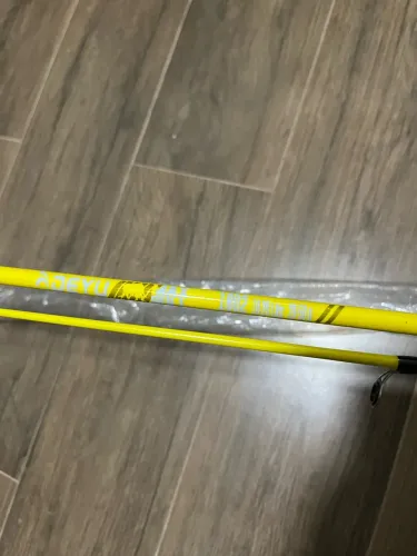 Vara Deyu Max Bull 1,80m 10-20lbs 2 Partes Amarela - Nova