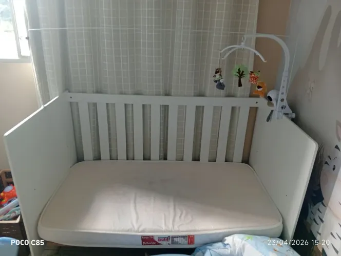 Berço 3 em  1 com colchão com três regulagem de altura ótimo estado 