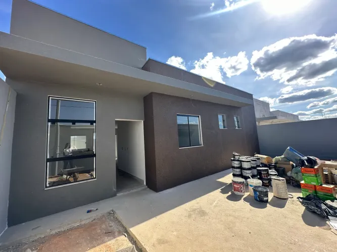 Casa a venda no Bairro Monte Belo
