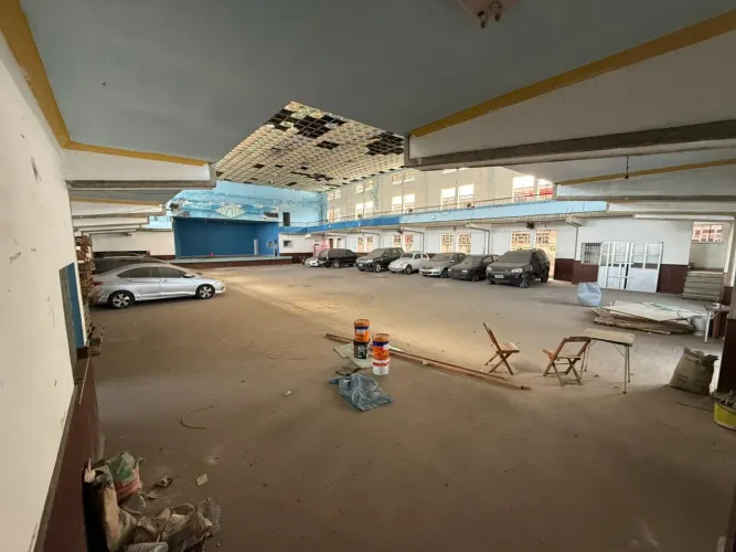 Imóvel para aluguel possui 1400 metros quadrados em Barreto - Niterói - RJ