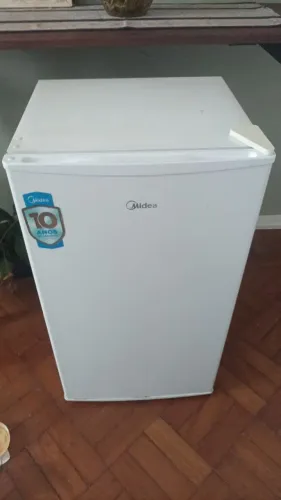 Frigobar Mídia 96L semi novo