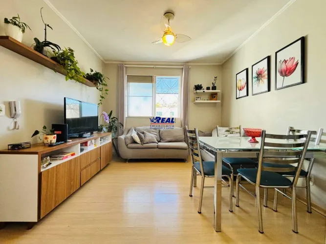 Apartamento de 02 quartos reformado à venda no Bairro João Paulo II (Barreiro)