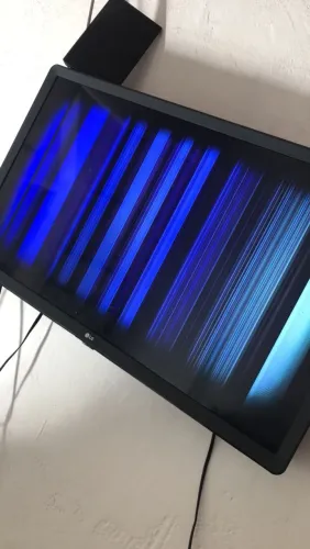 Tv LG retirada de peças ou ajeitar