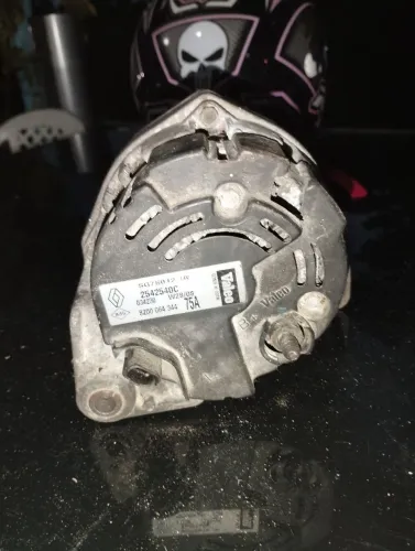 Vendo ou troco esse alternador pot outro do Corsa 2001