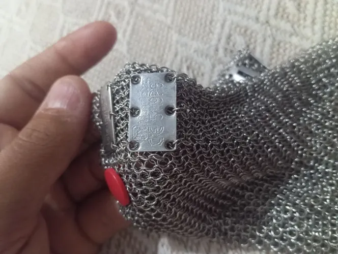 Vendo luvas de aço da manulatex