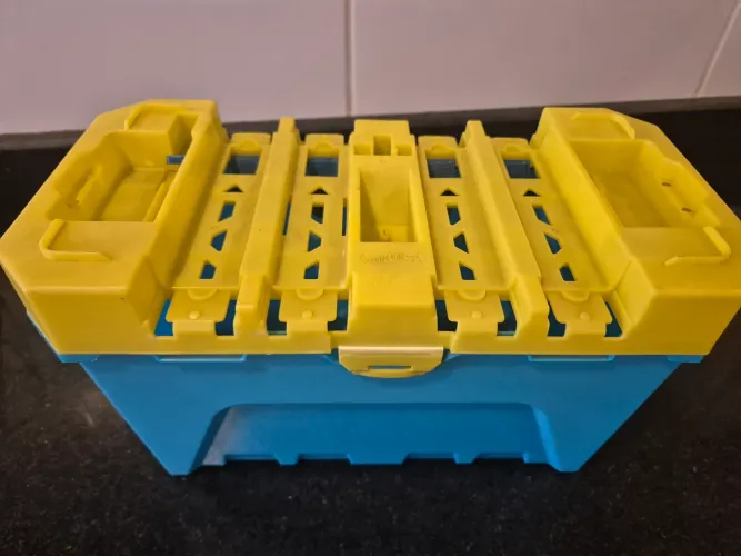 Hot Wheels- caixa Track and Builder - lançador