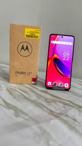Moto G84 - 5G - R$ 800