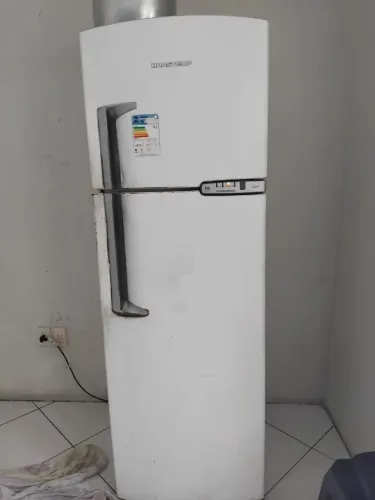 vendo geladeira