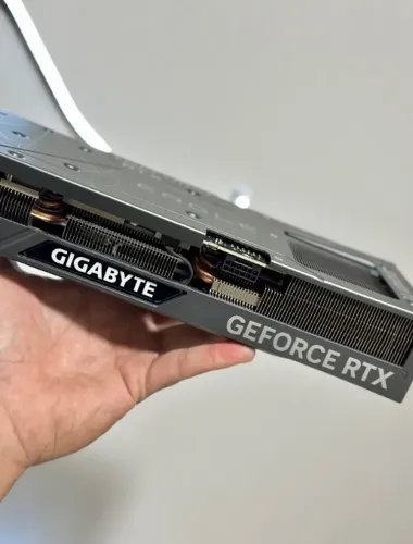 Placa de Vídeo Gigabyte GeForce RTX 4070 Super Eagle OC 12GB GDDR6X, 192 bits