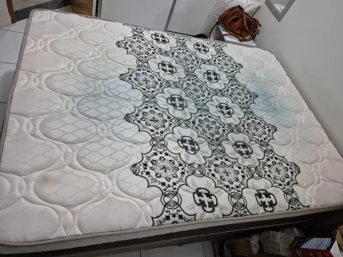 Colchão de molas ensacadas D26/D28