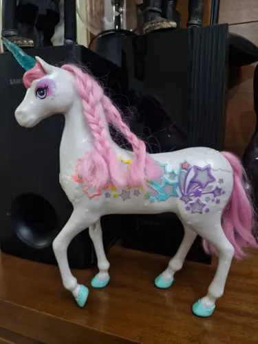 Unicórnio da Barbie Dreamtopia