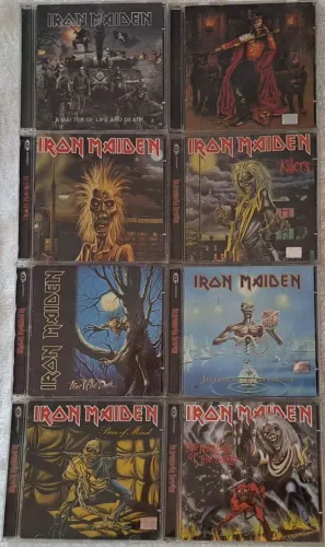 LOTE N°01 - CONTENDO 8 CDS ORIGINAIS DO IRON MAIDEN - CLÁSSICOS DO HEAVY METAL - COLEÇÃO
