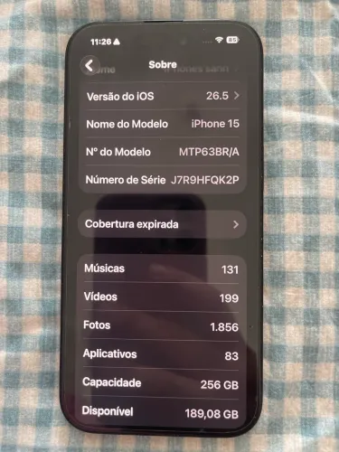 iPhone 15 256GB
