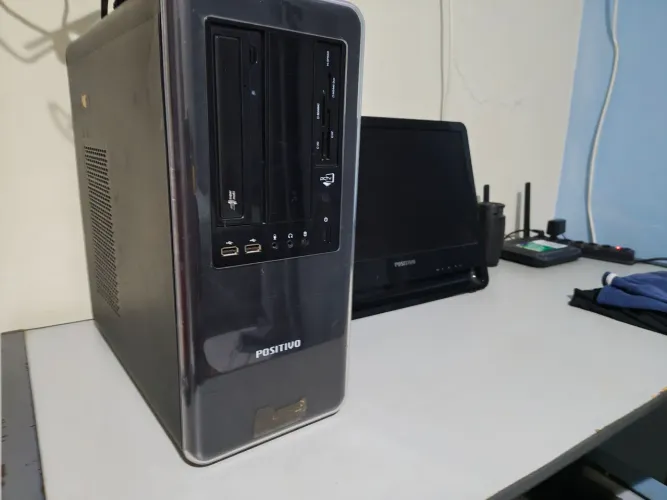 Kit PC Positivo + Monitor Funcionando - Leia a Descrição
