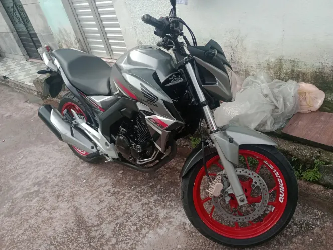 Troca ou vende-se