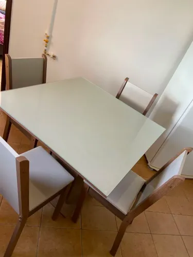 Mesa 4 cadeiras MDF + Vidro