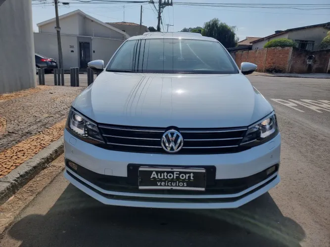 Volkswagen Jetta Highline 2.0 TSI 16V 4P Tiptronic 2015